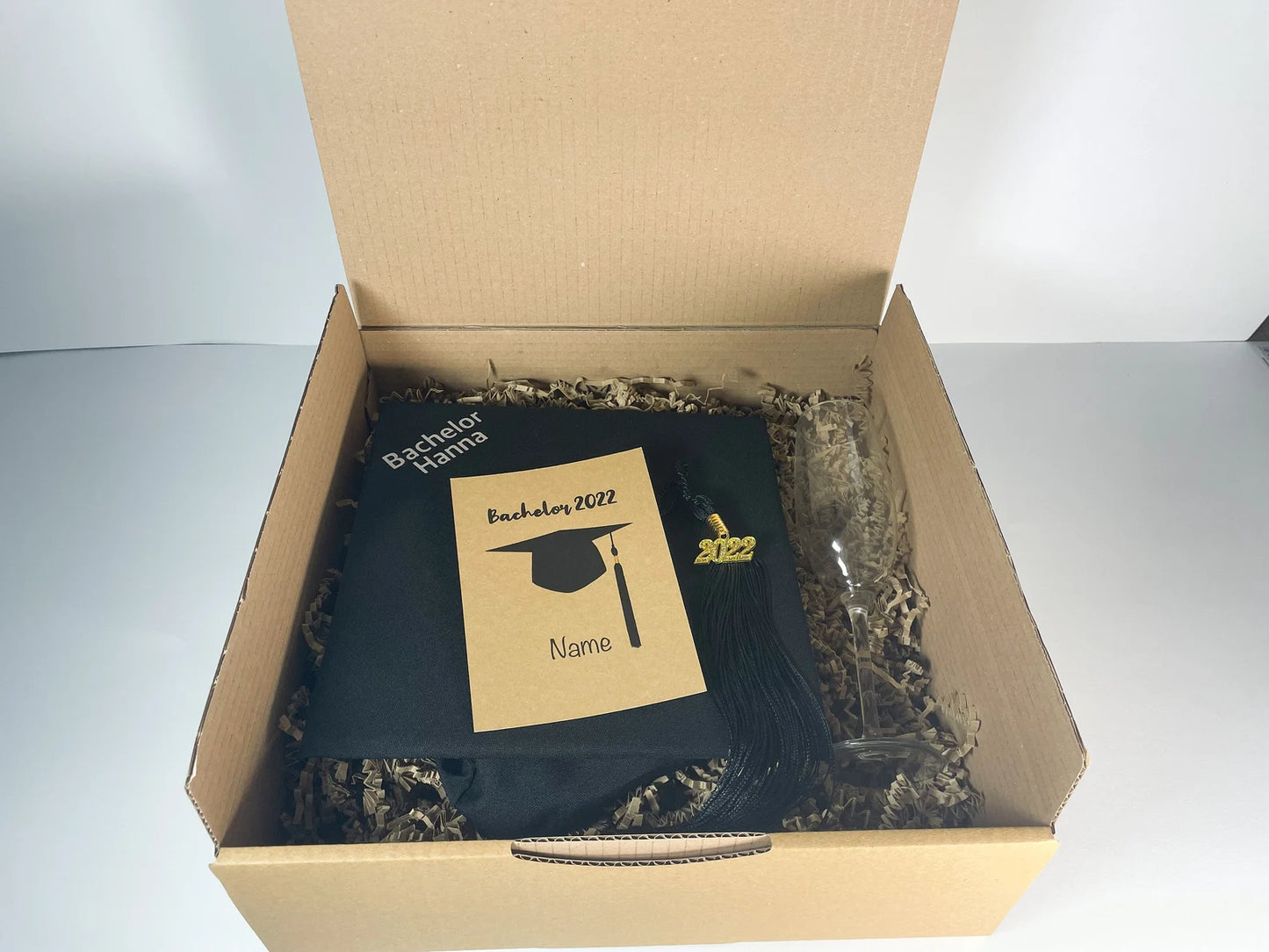 Personalisierte Geschenkbox zum Abschluss (Abitur, Bachelor, Master, Promotion)